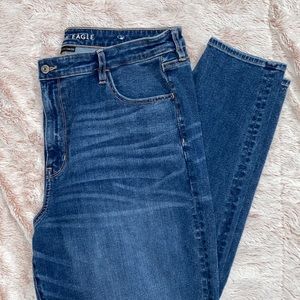 American Eagle Super High Rise Jeggings. 360 Next Level Stretch. 20 Regular.